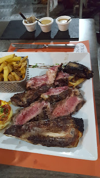 Steak du Restaurant Autour Du Grill à Cavignac - n°17