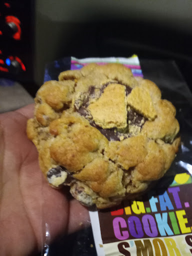 Shopping Mall «North & Sheffield Commons», reviews and photos, 1000 W North Ave, Chicago, IL 60642, USA