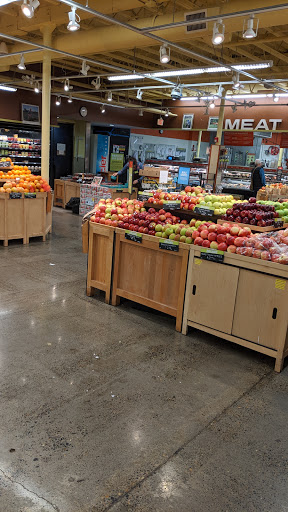 Grocery Store «New Seasons Market Seven Corners», reviews and photos, 1954 SE Division St, Portland, OR 97202, USA