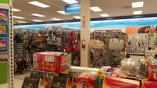 Clothing Store «Ross Dress for Less», reviews and photos, 7615 Evergreen Way, Everett, WA 98203, USA