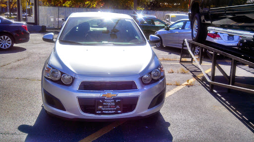 Used Car Dealer «Rogers Auto Group Chicago», reviews and photos, 2720 S Michigan Ave, Chicago, IL 60616, USA