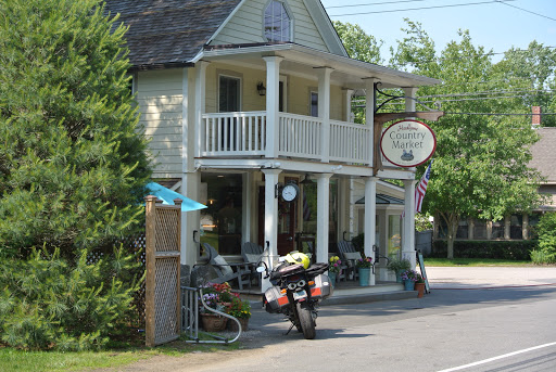 Market «Hadlyme Country Market & Store», reviews and photos, 1 Ferry Rd, Lyme, CT 06371, USA