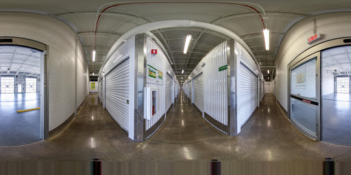 Self-Storage Facility «Metro Self Storage», reviews and photos, 2021 Waukegan Rd, Deerfield, IL 60015, USA