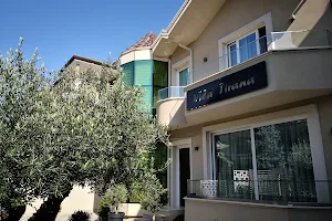 Hotel Vila Tirana image