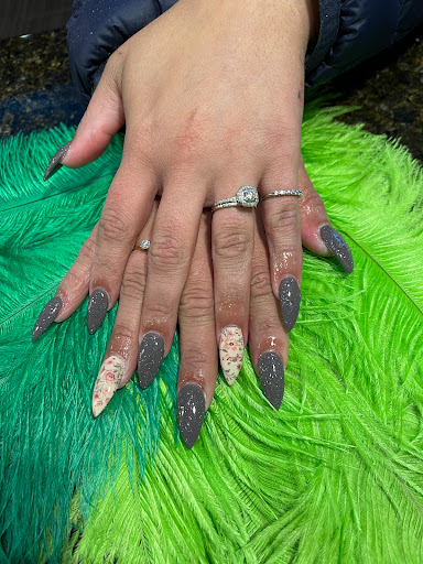 Nail Salon «7 nails and spa», reviews and photos, 225 Snelling Ave N, St Paul, MN 55104, USA
