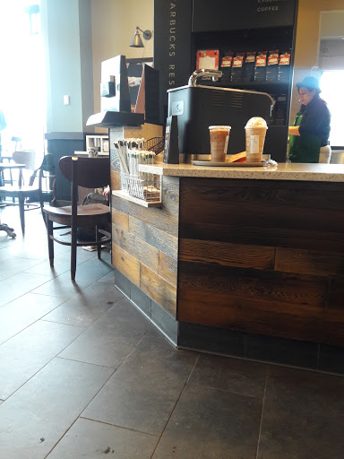 Coffee Shop «Starbucks», reviews and photos, 2671 E Main St, Plainfield, IN 46168, USA