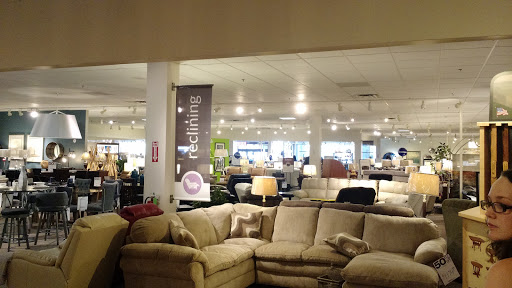 Levin Furniture, 3742 Brookwall Dr #20, Akron, OH 44333, USA, 
