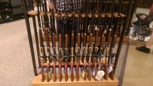 Outlet Mall «St. Louis Outlet Mall», reviews and photos, 5555 St.Louis Mills Blvd, Hazelwood, MO 63042, USA