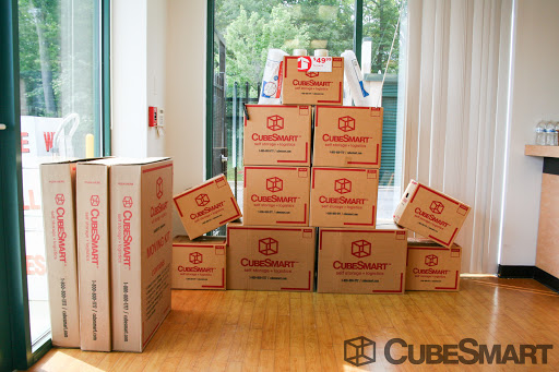 Self-Storage Facility «CubeSmart Self Storage», reviews and photos, 7805 Old Alexandria Ferry Rd, Clinton, MD 20735, USA
