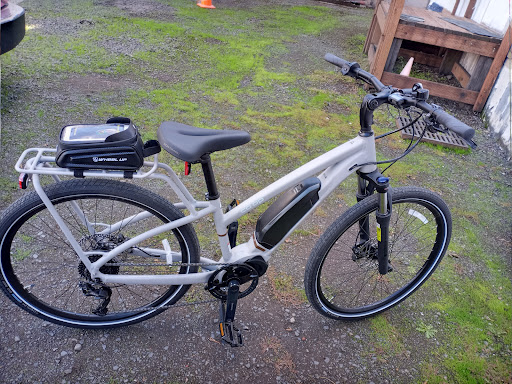 Camping Store «REI», reviews and photos, 306 Lawrence St, Eugene, OR 97401, USA