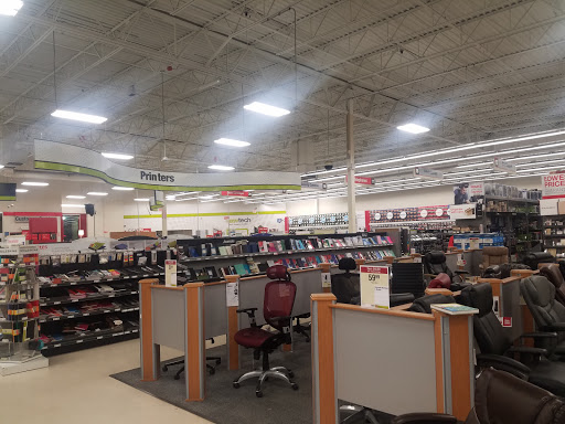 Office Supply Store «Staples», reviews and photos, 653 W Edgar Rd, Linden, NJ 07036, USA