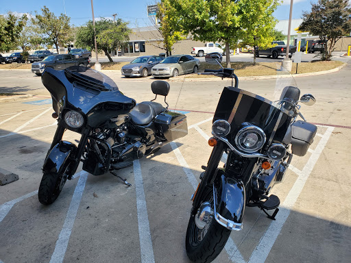 Motorcycle Dealer «Caliente Harley-Davidson», reviews and photos, 7230 NW Loop 410, San Antonio, TX 78245, USA