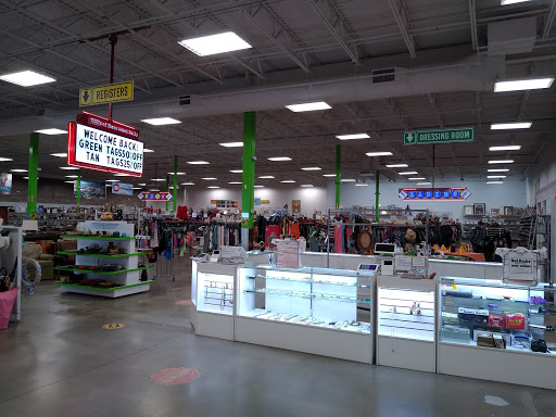 Thrift Store «Red Racks & Dav Thrift Stores», reviews and photos, 2855 S Kansas Expy, Springfield, MO 65807, USA