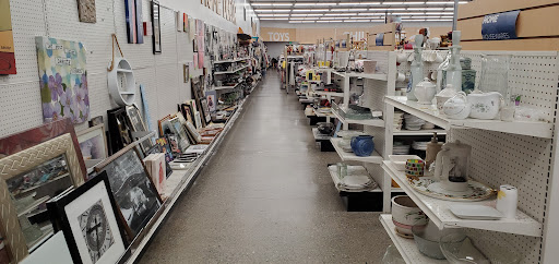 Thrift Store «Olympia Goodwill», reviews and photos, 400 Cooper Point Rd SW, Olympia, WA 98502, USA