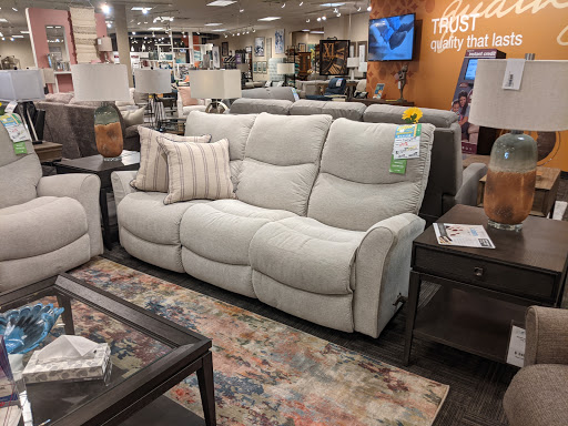 Furniture Store «La-Z-Boy Furniture Galleries», reviews and photos, 11625 S Orange Blossom Trail, Orlando, FL 32837, USA