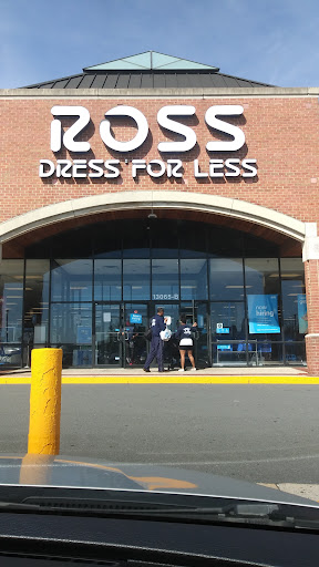 Clothing Store «Ross Dress for Less», reviews and photos, 13065 Lee Jackson Memorial Hwy, Fairfax, VA 22033, USA
