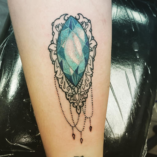 Tattoo Shop «Diamond Tattoos», reviews and photos, 7870 Culebra Rd #23, San Antonio, TX 78251, USA