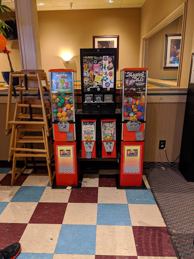 Pizza Restaurant «Round Table Pizza», reviews and photos, 1744 Decoto Rd, Union City, CA 94587, USA