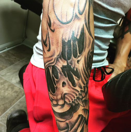 Tattoo Shop «Indelible Ink Tattoo Studio 2.0», reviews and photos, 1163 Pleasant St, Fall River, MA 02723, USA