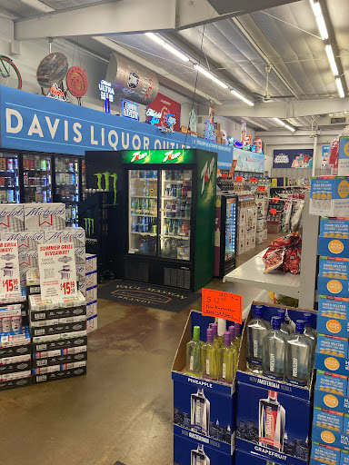 Liquor Store «Davis Liquor Outlet», reviews and photos, 1406 N Waco Ave, Wichita, KS 67203, USA