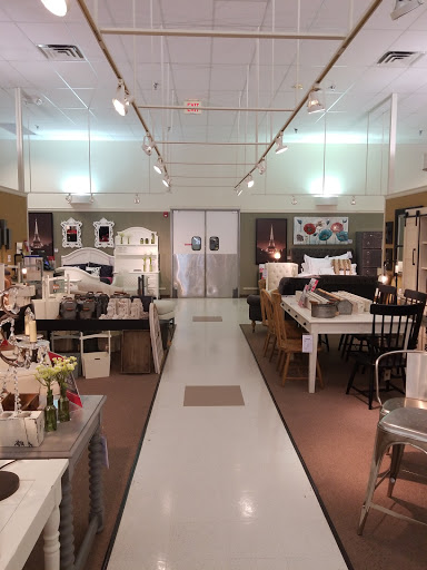 Furniture Store «Value City Furniture», reviews and photos, 4475 Monroe St, Toledo, OH 43613, USA