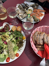 Plats et boissons du Restaurant de fruits de mer La Cabane de l'Huître du Saunier à La Couarde-sur-Mer - n°8