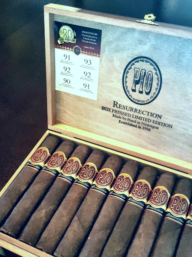 Bar «BURN by Rocky Patel», reviews and photos, 9110 Strada Pl #6160, Naples, FL 34108, USA