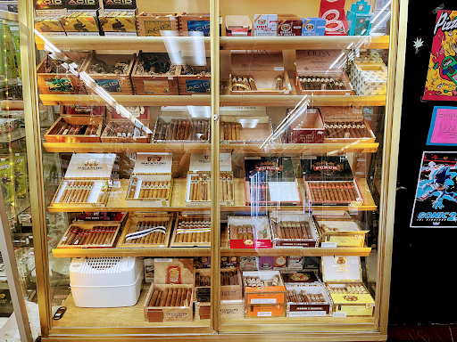 Tobacco Shop «Royal Tobacco», reviews and photos, 2835 Hennepin Ave S, Minneapolis, MN 55408, USA
