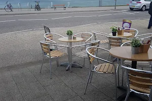 Promenade Café image