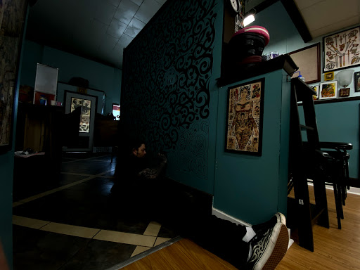 Tattoo Shop «Depot Town Tattoo», reviews and photos, 33 W Cross St, Ypsilanti, MI 48197, USA