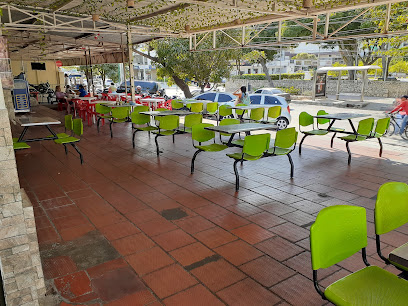 Restaurante Country - Calle 76 # 53-30 Frente al Parque Karl C. Parrish (Villa Country) Entre cra 53 y 54, Barranquilla, Atlántico, Colombia