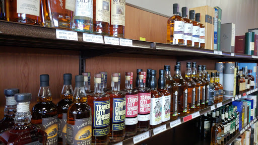 Liquor Store «Eagle Liquor Lino Lakes MN», reviews and photos, 730 Apollo Dr #190, Lino Lakes, MN 55014, USA