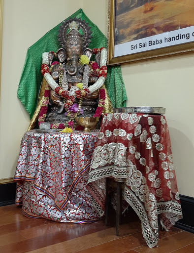 Hindu Temple «Shirdi Sai Cultural and Community Center», reviews and photos, 465 Lincoln Hwy, Iselin, NJ 08830, USA