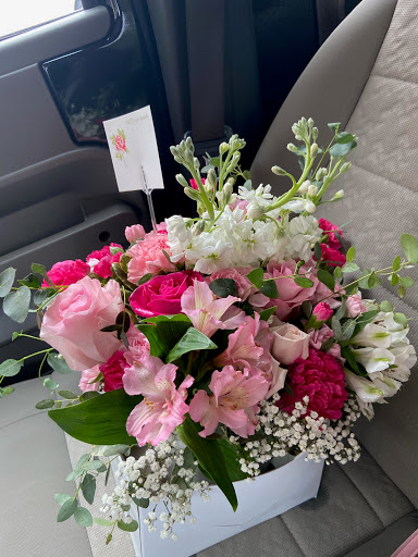 Florist «Flowers by Mila», reviews and photos, 4358 Holland Road, Virginia Beach, VA 23452, USA