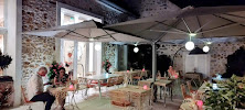 Atmosphère du Restaurant gastronomique R.mana | Restaurant Boutique (77) à Vaux-le-Pénil - n°11