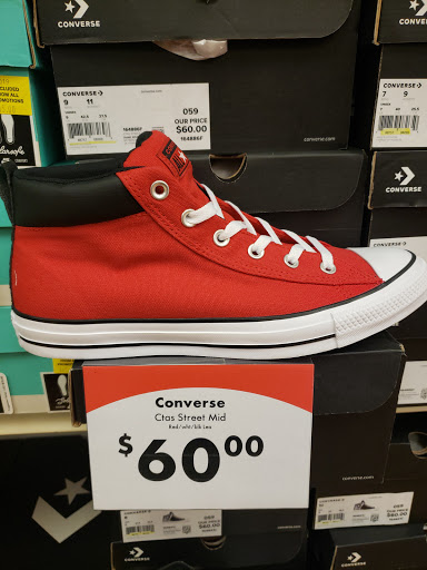 Shoe Store «Shoe Carnival», reviews and photos, 2706 Plainfield Rd, Joliet, IL 60435, USA