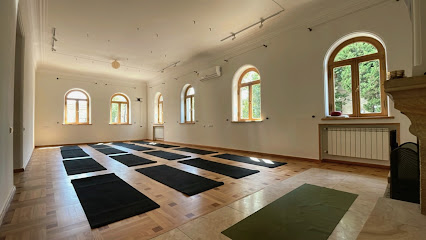 Tbilisi Yoga Villa - 37 Otar Oniashvili St, Tbilisi 0160, Georgia