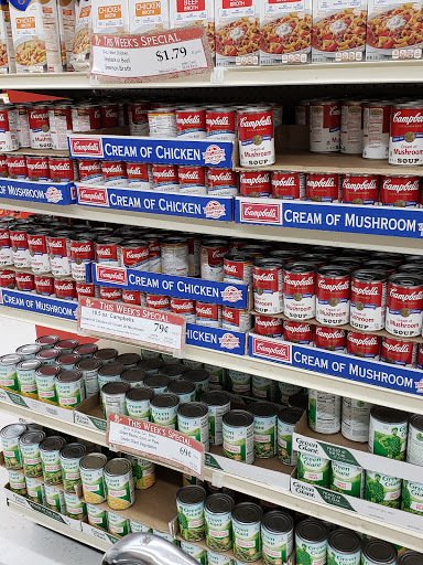 Grocery Store «Piggly Wiggly», reviews and photos, 10282 W National Ave, Milwaukee, WI 53227, USA