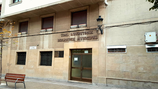 Biblioteca Pública Municipal Central Juan Jose Mendizabal Plaza, s/n, 48980 Santurtzi, Biscay, España