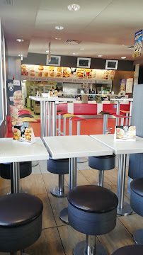 Atmosphère du Restaurant KFC Nantes Saint-Sébastien à Saint-Sébastien-sur-Loire - n°4