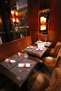 Atmosphère du Restaurant français Brasserie Cosmo à Paris - n°13