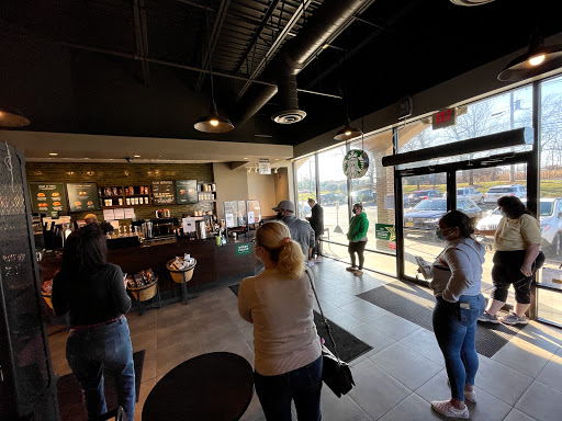 Coffee Shop «Starbucks», reviews and photos, 120 Cedar Grove Ln, Somerset, NJ 08873, USA