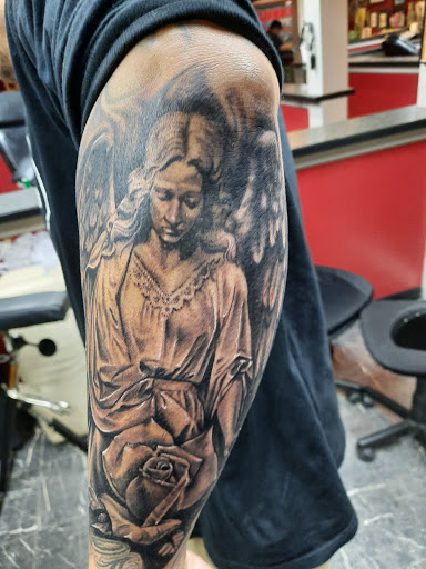 Tattoo Shop «Electrik Needle Tattoo», reviews and photos, 6330 AZ-69, Prescott Valley, AZ 86314, USA