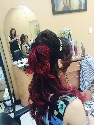 Hair Salon «Luxy Hair Salon», reviews and photos, 9035 Westheimer Rd, Houston, TX 77063, USA