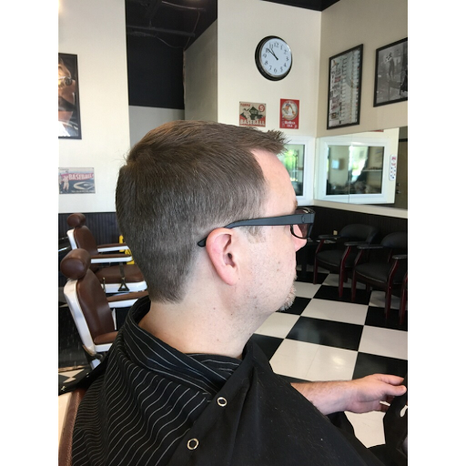 Barber Shop «MANHOOD BARBER SHOP», reviews and photos, 530 SW 205th Ave #300, Beaverton, OR 97006, USA