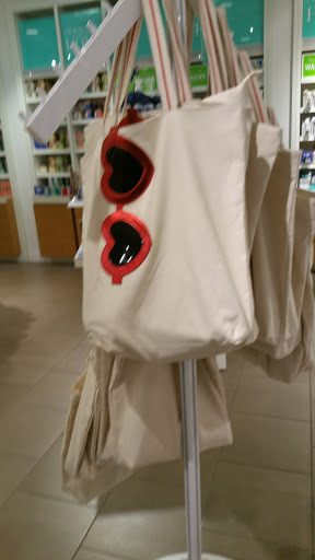 Beauty Supply Store «Bath & Body Works», reviews and photos, 4192 Baldwin Rd, Auburn Hills, MI 48326, USA