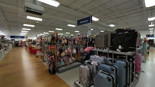 Department Store «Marshalls», reviews and photos, 370 Half Day Rd, Buffalo Grove, IL 60089, USA
