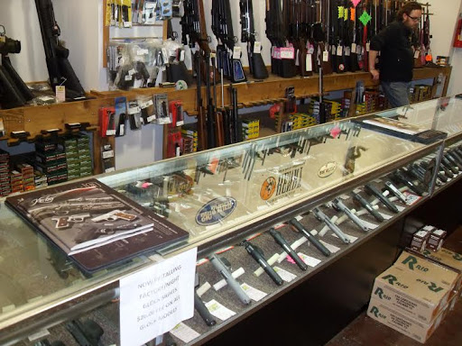 Pawn Shop «Money Mizer Pawns and Jewelers of Dothan, AL», reviews and photos, 3075 S Oates St, Dothan, AL 36301, USA