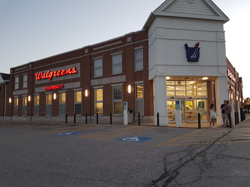 Walgreens, 6900 Rockside Rd, Independence, OH 44131, USA, 
