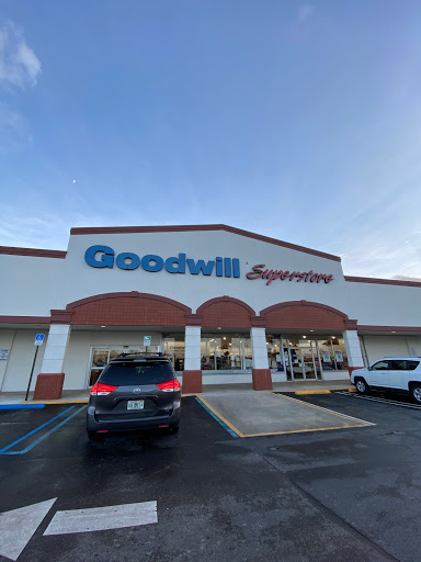 Thrift Store «Goodwill Tamiami Superstore», reviews and photos, 9760 SW 8th St, Miami, FL 33174, USA